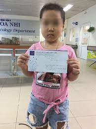 Gia cảnh khốn khó của bé gái 7 tuổi bị ung thư máu