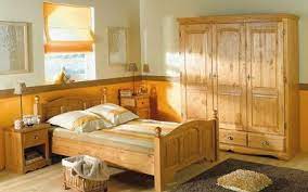 Спалнята е мястото, където почиваме след тежък ден, придобиваме сила и излишно е да се каже, че мебелите за спалня, изработени от дърво, са показател за престижа. Obzavezhdane Za Spalnya Ot Masnivno Drvo Mebeli Veselenoff Grad Levski
