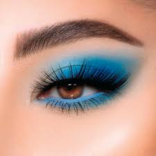 20 amazing blue eye makeup looks you