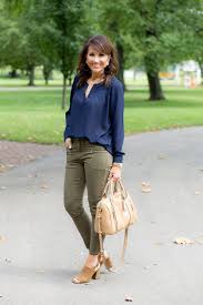 Colors that go with light olive green. What Color Top Will Go With Olive Pants Quora