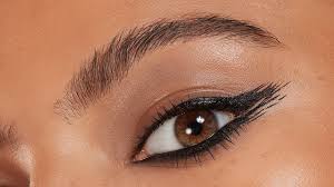 4 easy eye makeup tips to take your