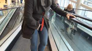 7471 - Public Wetting In A Busy Store - ThisVid.com