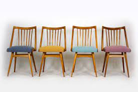 set of 4 oak dining chairs from