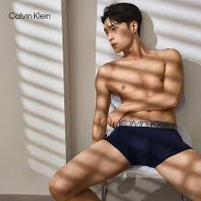 Zhang yixing, also known as exo's lay, has been announced as the newest global spokesperson for calvin klein! Pin On Lay Yixing