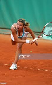 But halep's bountiful chest caused severe back pain, according to the daily mail,. 50 Simona Halep Ideas Simona Halep Tennis Players Female Tennis Players