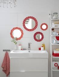 9 Cool And Simple Diy Bathroom Mirrors