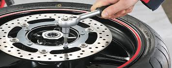 Replacing Brake Discs Louis Motorrad Bekleidung Und Technik