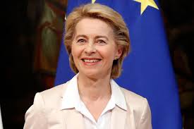 Born 8 october 1958) is a german politician who has been the minister of defence since 2013, and she is the first woman in german history to hold that office. Ursula Von Der Leyen Das Erwartet Sie In Brussel Gala De