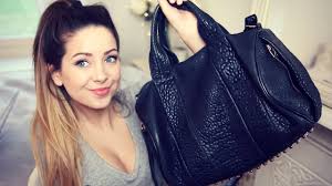 what s in my bag zoella you