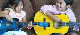 Kids Guitar Lessons In 10 Easy Steps Best Guitar For Children To Learn