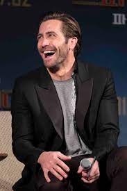 And Now For Some News About Jake Gyllenhaal's member and other members –  Socialite Life
