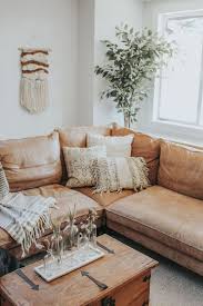 I mean i love green, but that shade had to go. 8 Cozy And Rustic Living Room Ideas For Spring Daily Dream Decor