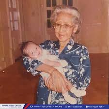 Johor sultanı idi ve modern johor'un 3. Malaysiakini My Chinese Grandmother Was As M Sian As I Am Permaisuri Johor