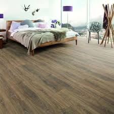 laminate flooring oak water