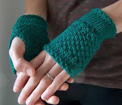 These fingerless mittens are ideal for when you need to type a message and the flap can easily be pulled over to give you full protection from the cold once again. Fingerless Gloves Knitting Patterns Allfreeknitting Com