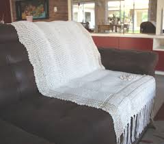 Além de poder decorar o sofá com manta, também podemos usar a manta na poltrona da nossa sala ou quarto. Manta De Sofa Ou Poltrona No Elo7 Tecelu 3a9797
