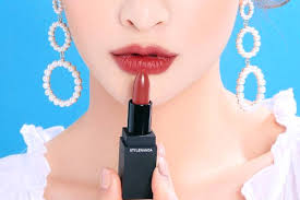 lip makeup tips to perfect your pout