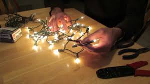 How To Remove An End Plug From A Christmas Light String
