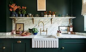 should your kitchen cabinet color match