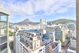 Cape town has a temperate climate. 1 Bedroom Apartment Flat For Sale In Cape Town City Centre Re Max Of Southern Africa