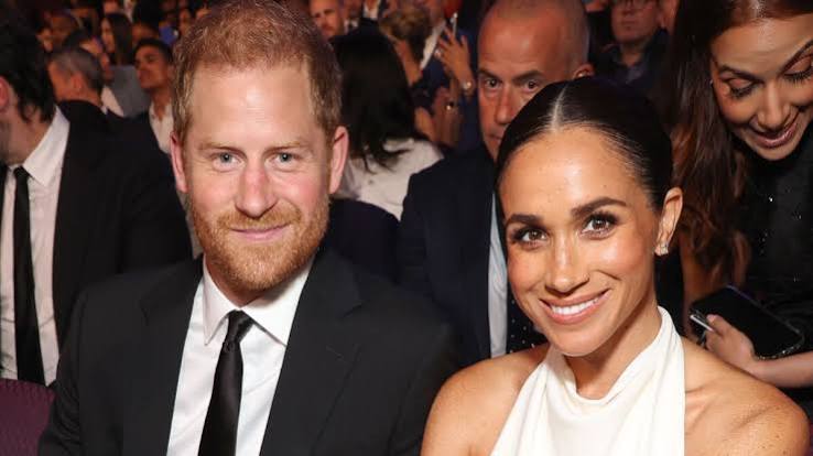 Fox News issues breaking news alert on Harry and Meghan's UK move - Celebrity News - Entertainment - Daily Express US