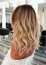 These highlights heavily emphasize the blonde. Gorgeous Golden Blonde Hair Color Ideas For Women 2018 Stylezco