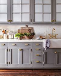 20 Gorgeous Gray And White Kitchens