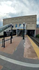 secaucus nj by bus train or subway