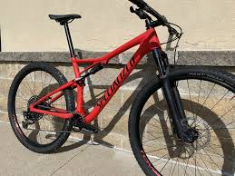2019 Specialized Epic Comp Carbon Full Suspension Mountain