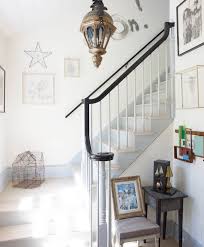 27 Stylish Staircase Decorating Ideas