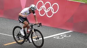 Chloé dygert, ruth winder, leah thomas, amber neben, and coryn rivera have been selected for the women. Olympics Cycling Carapaz Wins Gold In Thrilling Finish To Brutal Road Race Reuters