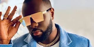 I need alvaro soler and maître gims to do a whole new album together like yesterday. Maitre Gims A Record One Billion Views In 12 Months