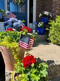 Easy Ideas For Patriotic Flower Pots