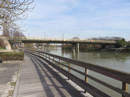 Noisy-le-Grand : l'accès aux pontons des bords de Marne désormais interdit  en soirée | Actu Seine-Saint-Denis