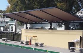 Commercial Cantilever Shade Structures