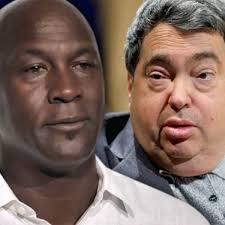 Jerry krause is depicted in the last dance, a new espn documentary, as being hungry to take credit for the bulls' success. Michael Jordan Offers Heartfelt Condolences To Jerry Krause S Family