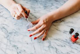 She had extremely long 5'' to 6'' curved long nails.she was on msn groups bu. 2021 Best Non Toxic Nail Polish Brands 4 To Avoid Fed Fit
