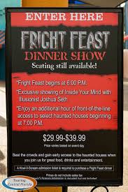review fright feast at howl o scream