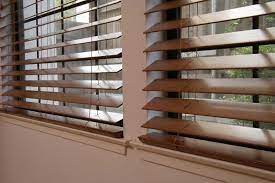 Щори прозорец щори са много популярна функция в домовете. Shori Modeli Cvetove Nachin Na Montazh Ceni Sni Blind