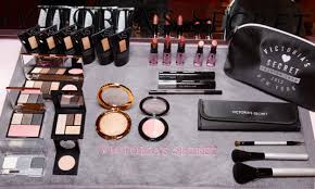 makeup and hair tools used backse
