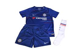 Chelsea were in race to win a unique quadruple until 1 may. Set Nike Chelsea Londyn Home Little Kids R Gol Com Football Boots Equipment