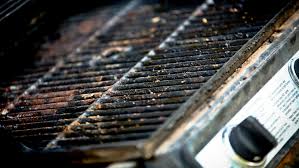 cleaning your rusty grill