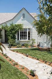17 Small Front Yard Landscaping Ideas