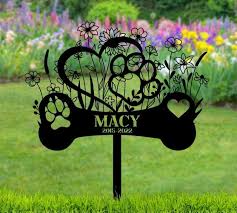 personalized pet memorial with heart