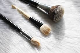 makeup revolution solid brush cleaner