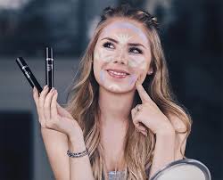 10 tutorial makeup sederhana yang bikin