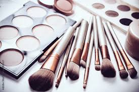 professional makeup brushes and tools