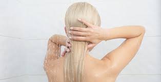 Honey is a fantastic natural remedy that works great in lightening hair. 7 Surprising Tips To Brighten Your Blonde Hair John Frieda