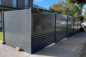 The amagabeli 5'8″x50′ slats can be used on chain link fences, rail fence, vinyl fence, and wrought iron fences. Diy Aluminium Slat Fence Panel 1500mm X 2400mm Supergates