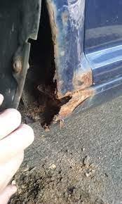Dripping water and rust at front fender/rocker panel intersection:  causes/fixes? | TDIClub Forums